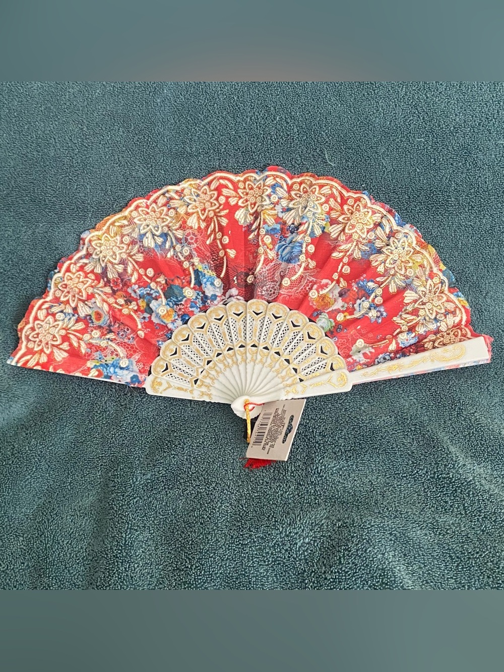 New Folding Hand Fan Floral Lace Red Gold Print Plastic Handle Nylon Blades 15”W